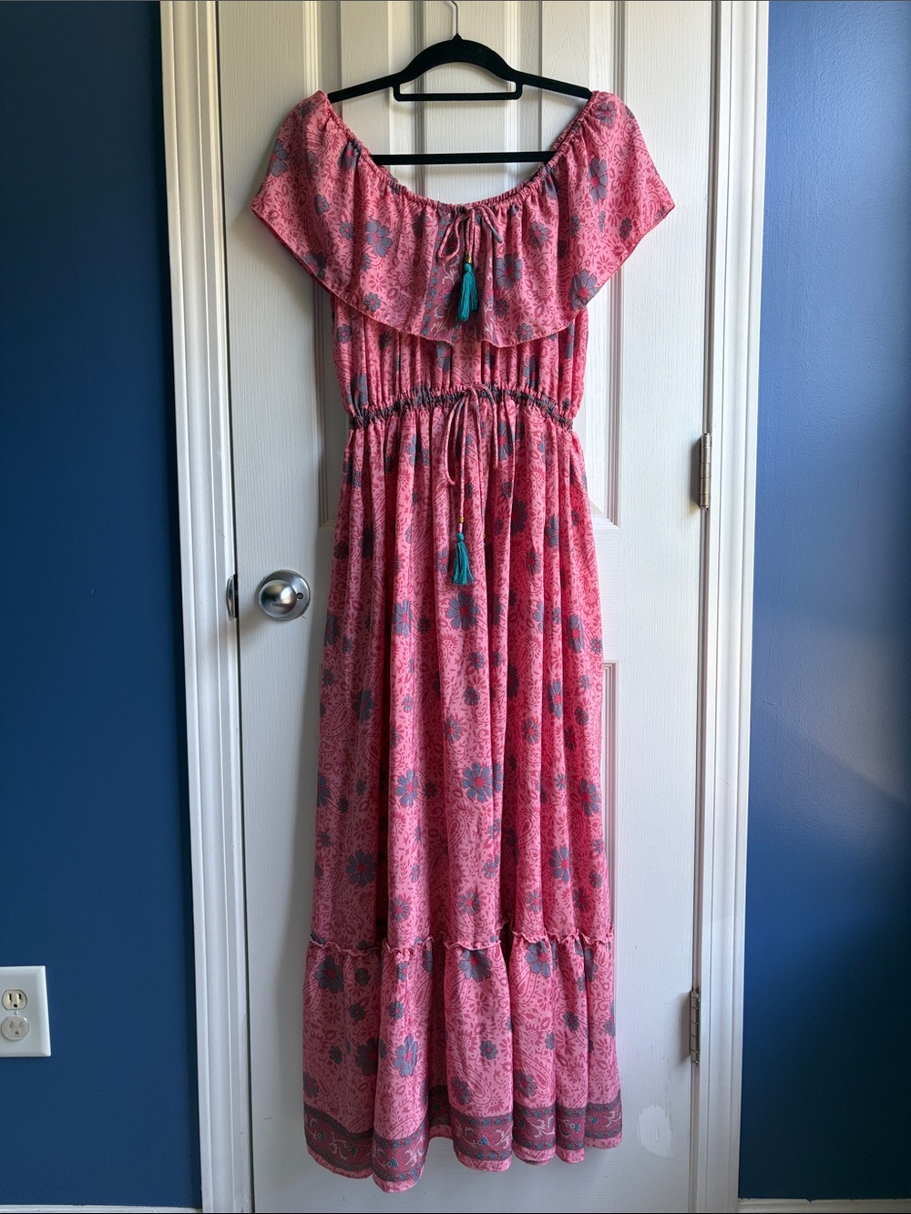F&X Silk Blend Paisley Floral Print Off Shoulder Boho Maxi Dress Tassel Tie